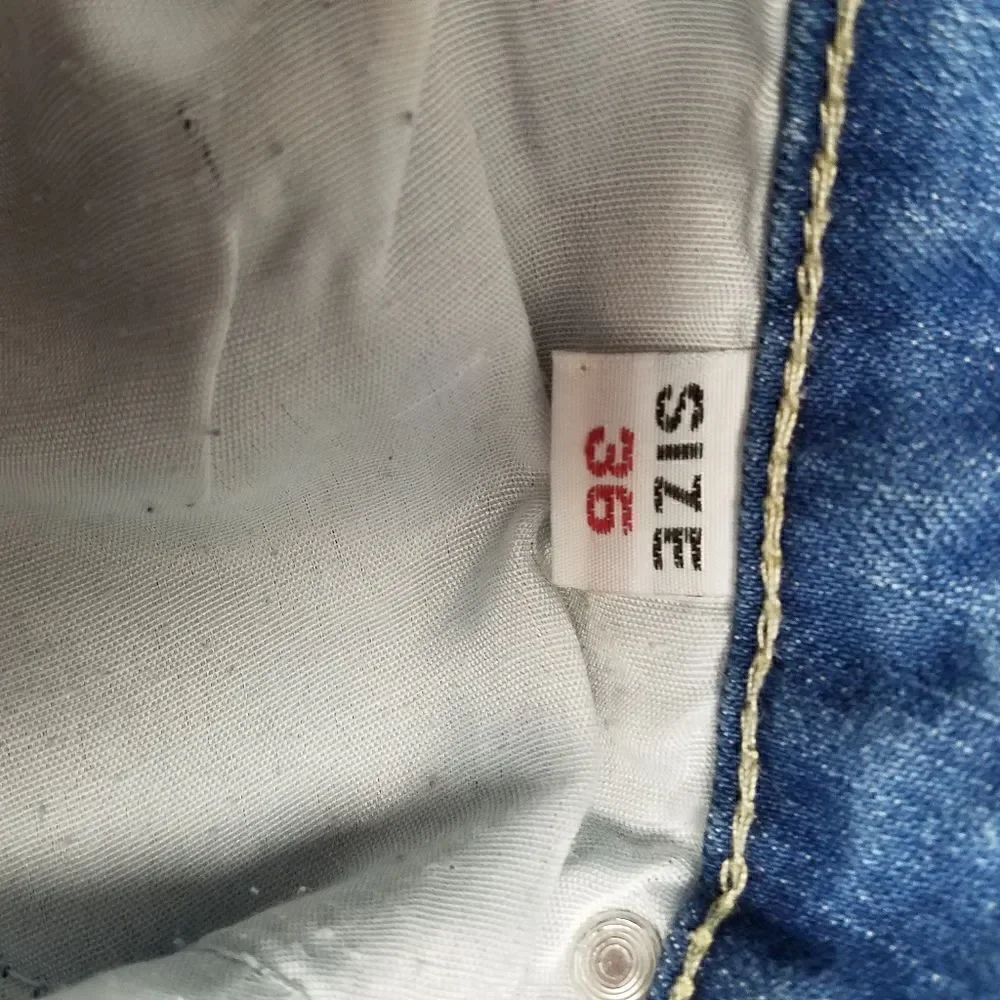Leon L jeans size 36.